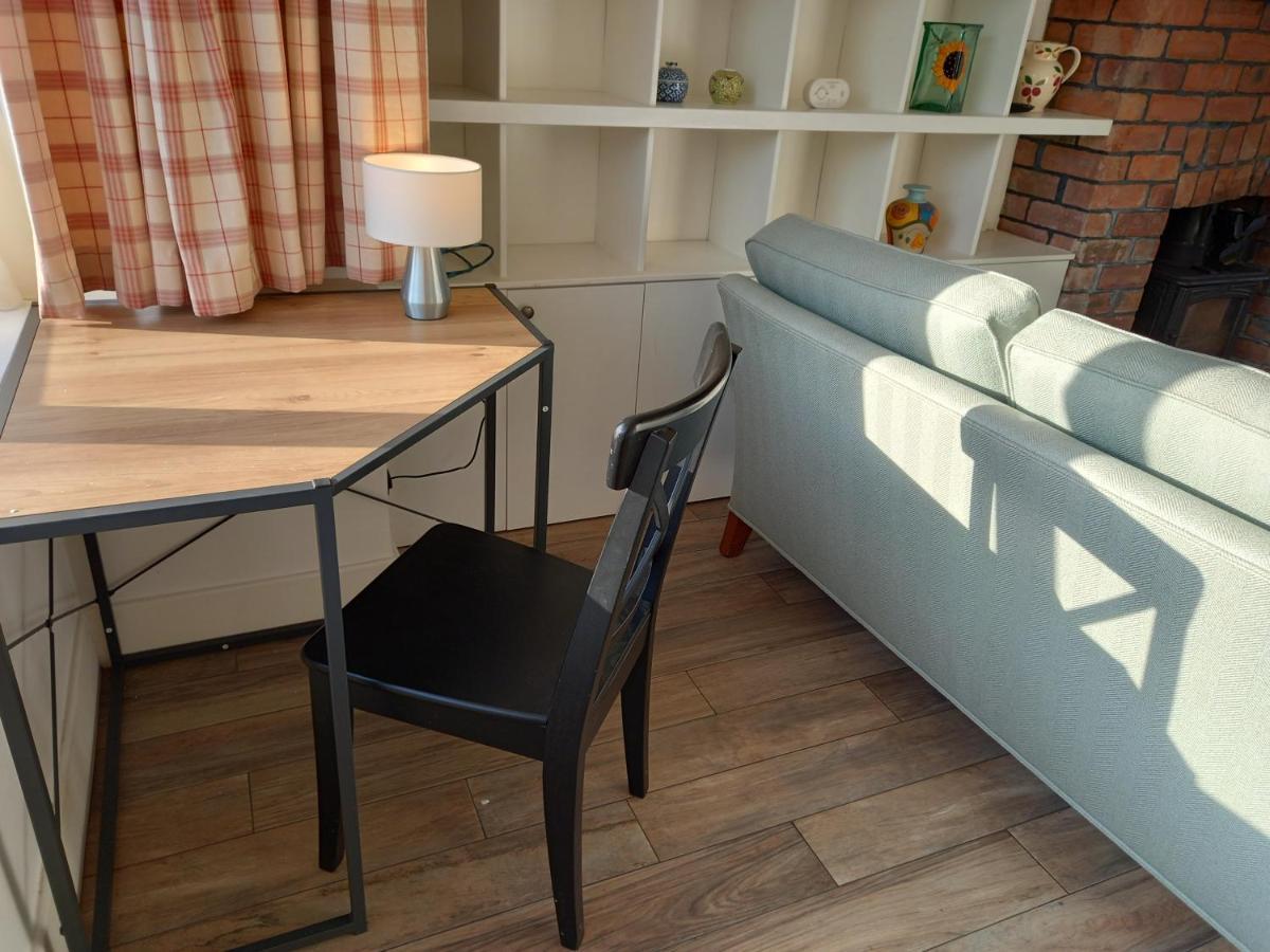 Вілла Grange Croft Ben Rhydding Екстер'єр фото